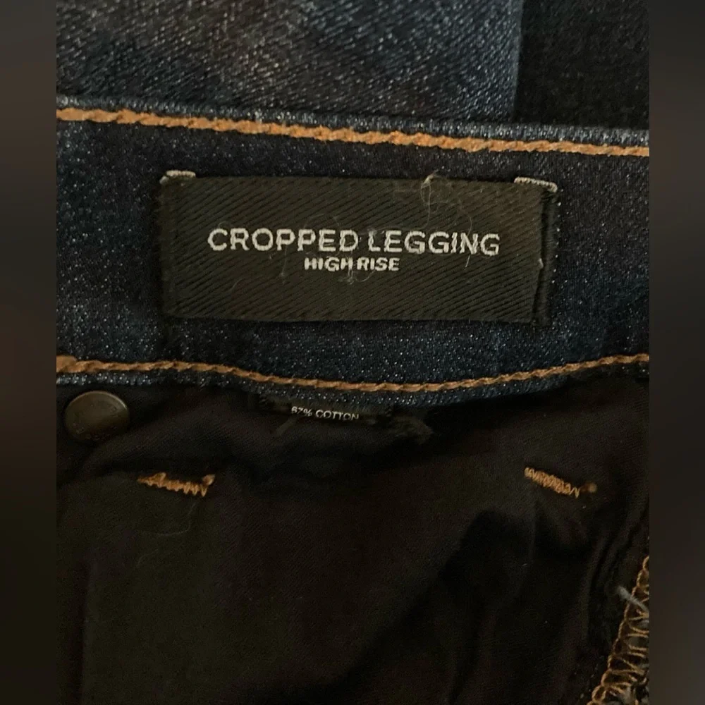 Express  Cropped Legging, High Rise, Size Large - Picture 3 of 5